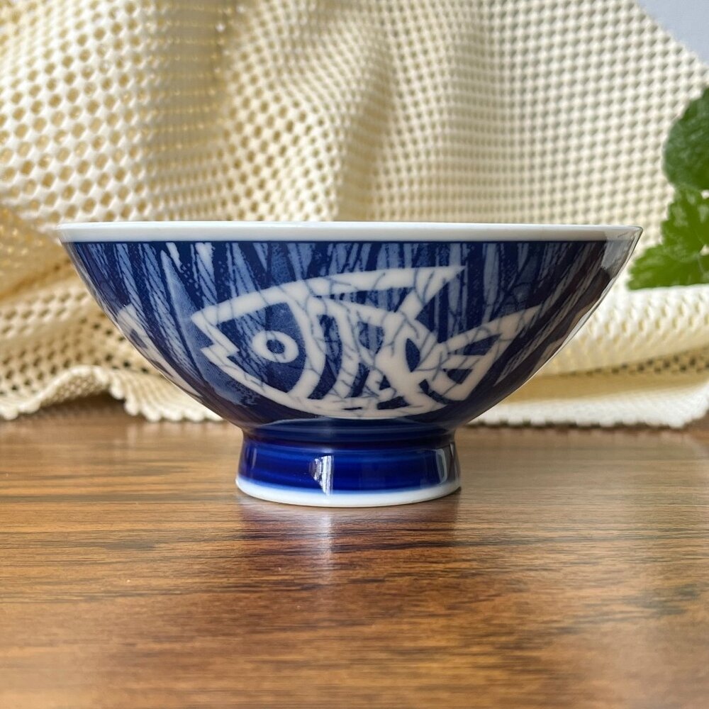 Japanese Cobalt Blue and White Ceramic Rice Cereal Soup Bowl Fish Design